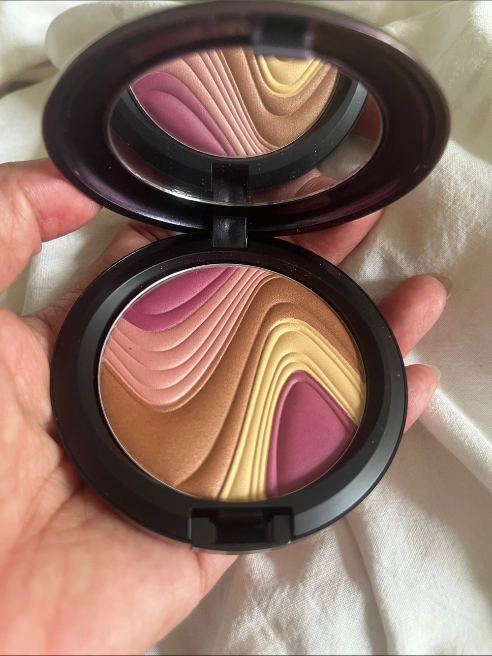 MAC Pearlmatte Face Powder Mother O’ Pearl *RARE*